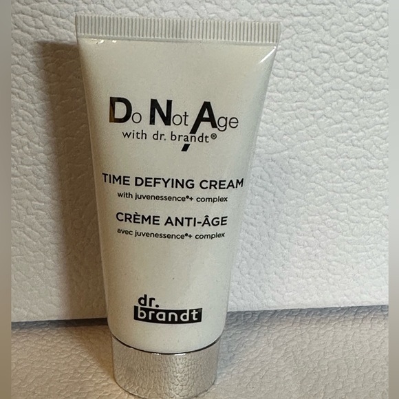 🆕  DR. BRANDT Do Not Age with Dr Brandt - Time Defying Cream 50 g New & Sealed - Picture 2 of 6